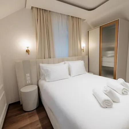 Emerald Villa Florina