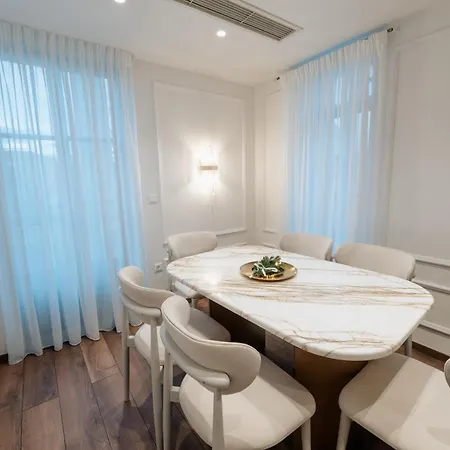 Emerald Villa Florina