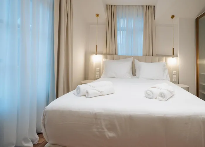 Emerald Villa Florina