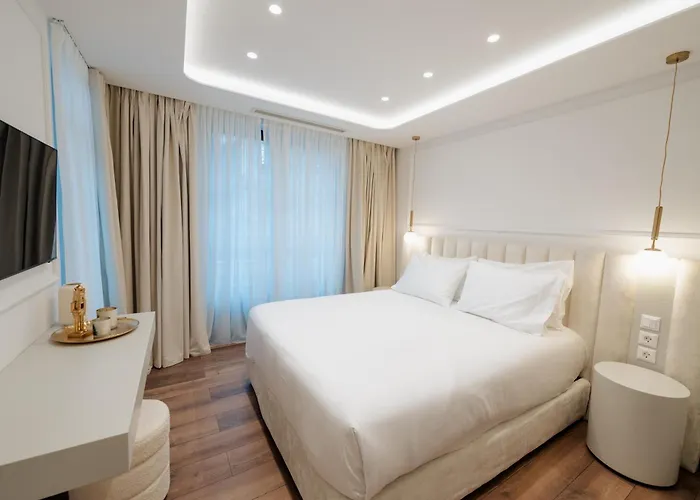 Emerald Villa Florina