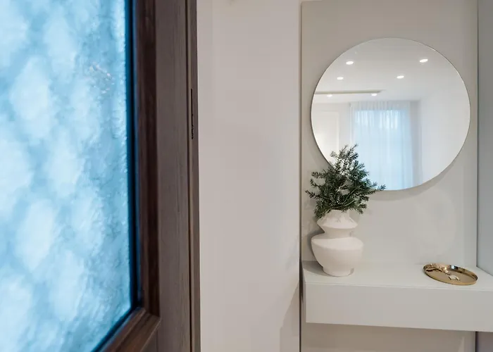 Emerald Villa Florina