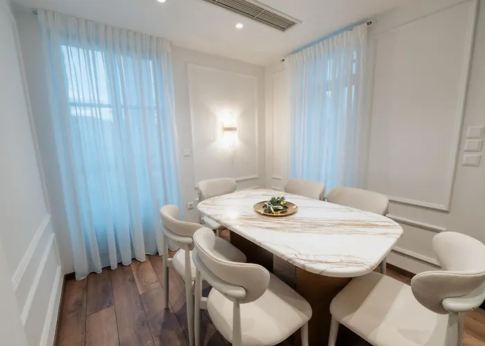 Emerald Villa Florina